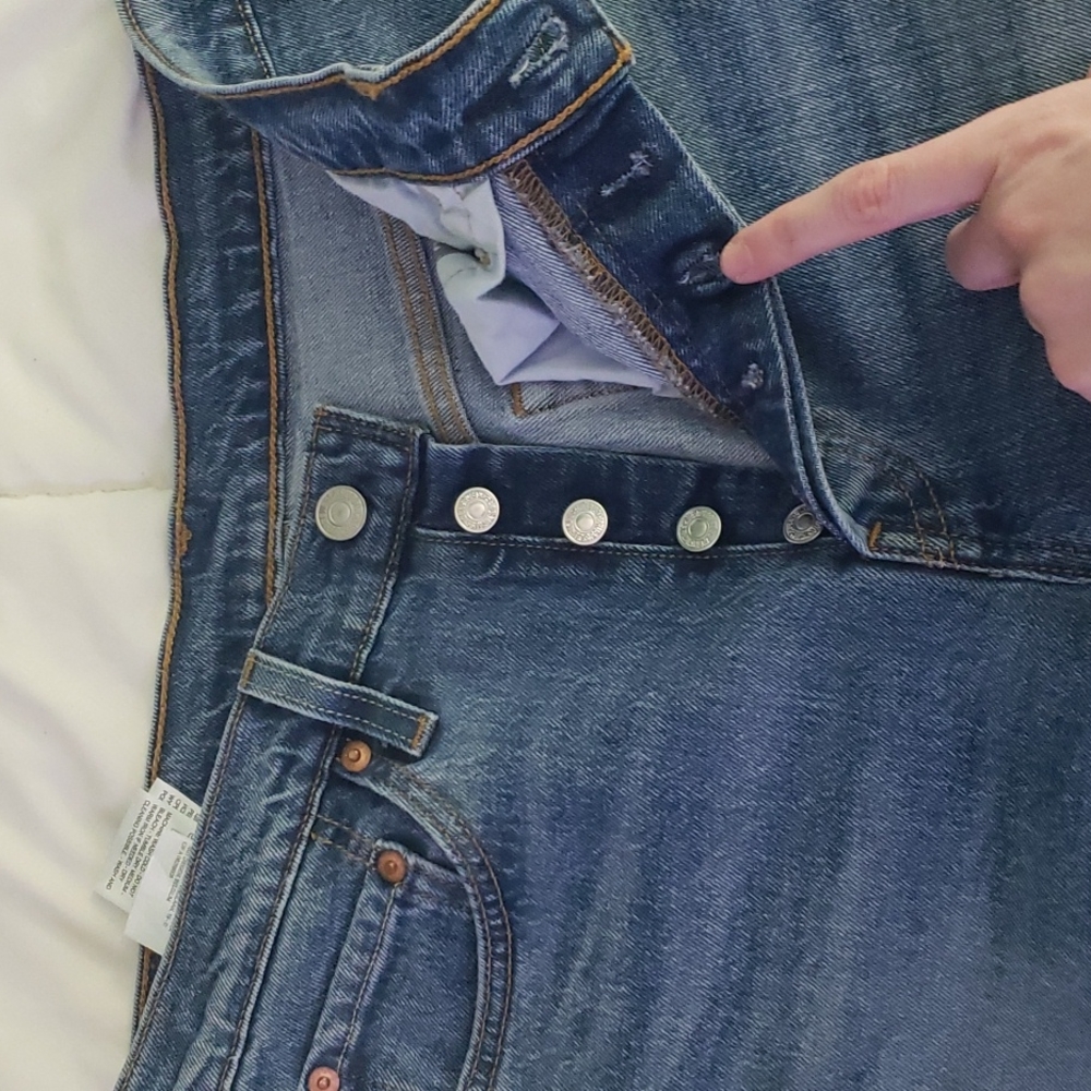 Levi's 501 Straight Skinny Jeans - Picture 3 of 7